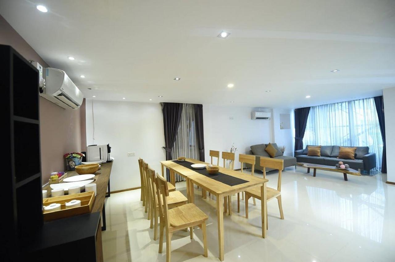 The Varsity House & Serviced Hotel *