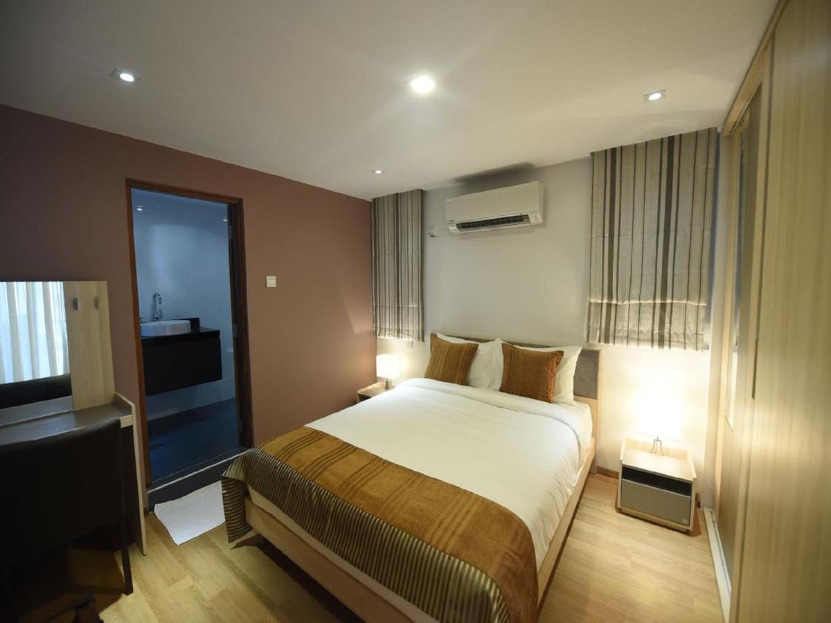 Hotel The Varsity House & Serviced *