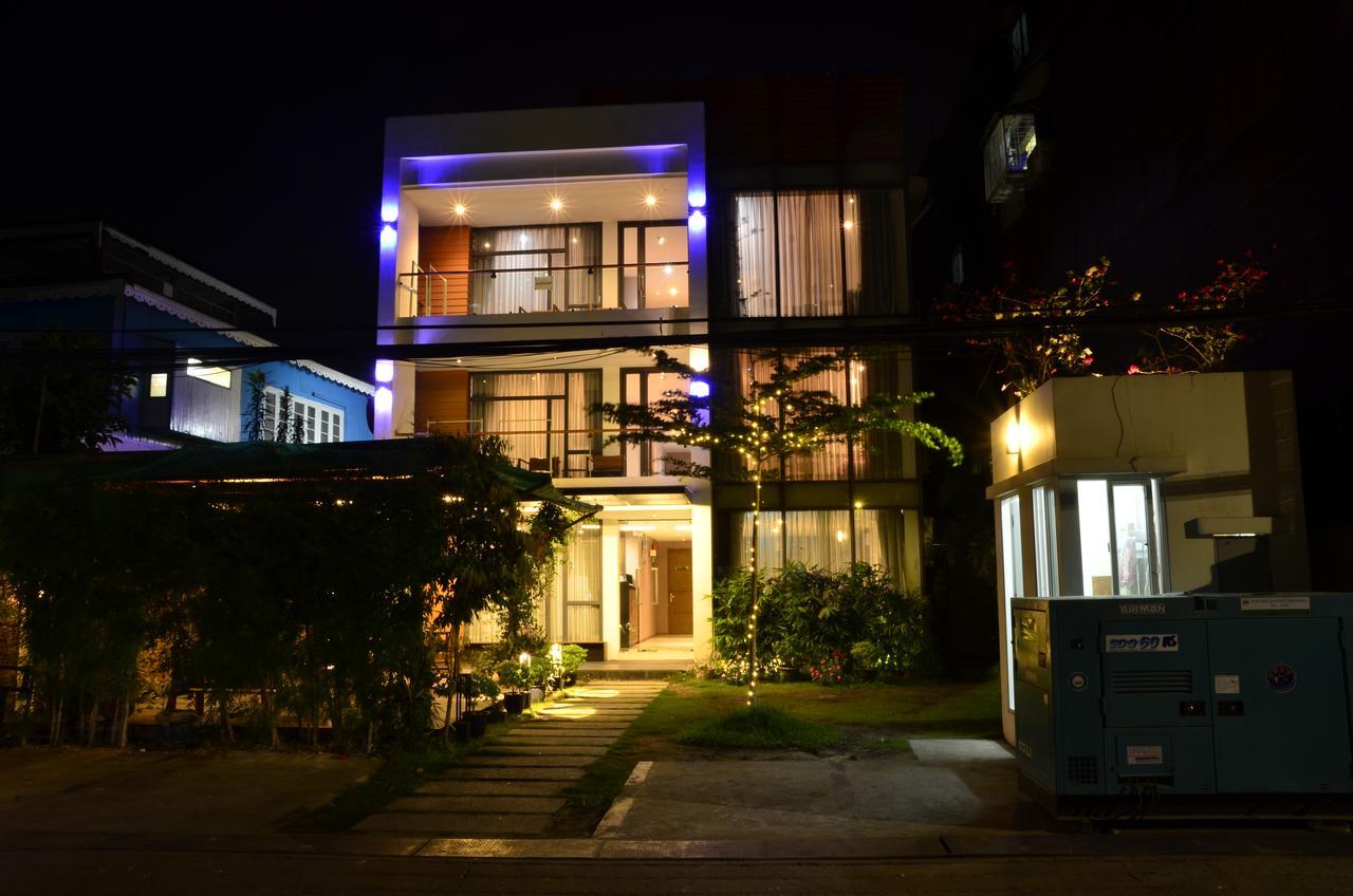 The Varsity House & Serviced Hotel *