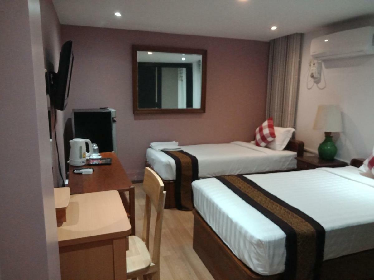 The Varsity House & Serviced * Yangon